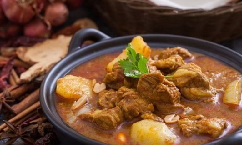 Рецепт говядины в карри с картофелем