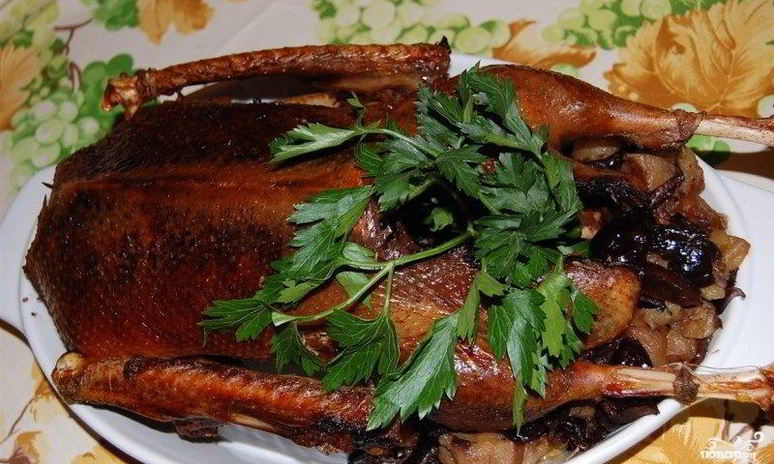 Рецепт гуся в духовке в рукаве