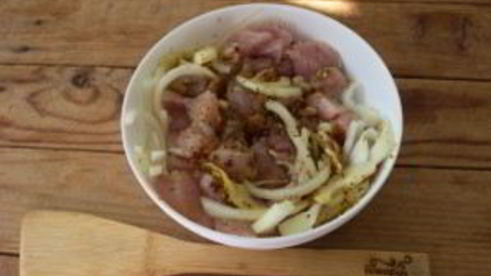 куриное филе под соусом