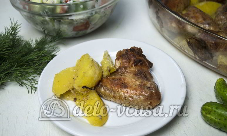 Рецепт куриных крылышек с картошкой в духовке