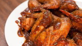 Куриные крылышки, запеченные в духовке