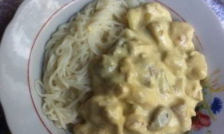 Рецепт курицы с шампиньонами в сливочно-сырно соусе
