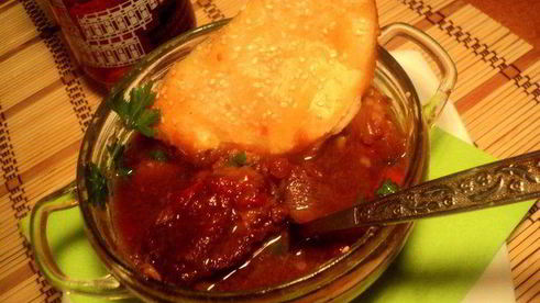 мясо в темном пиве