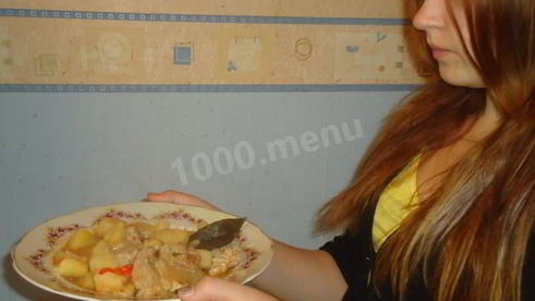 тушеная свинина с картошкой морковкой луком и перцем