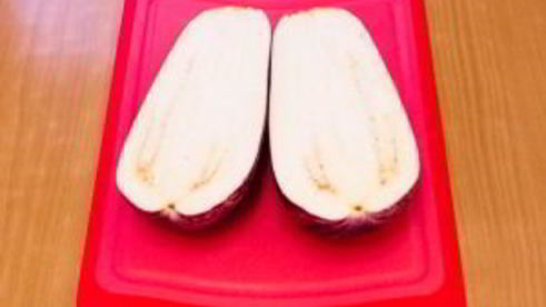 баклажаны, фаршированные гречкой, грибами и беконом