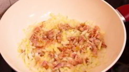 баклажаны, фаршированные гречкой, грибами и беконом