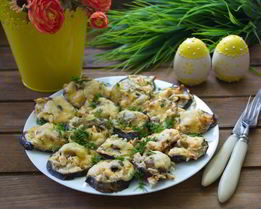 Баклажаны, фаршированные курицей и грибами