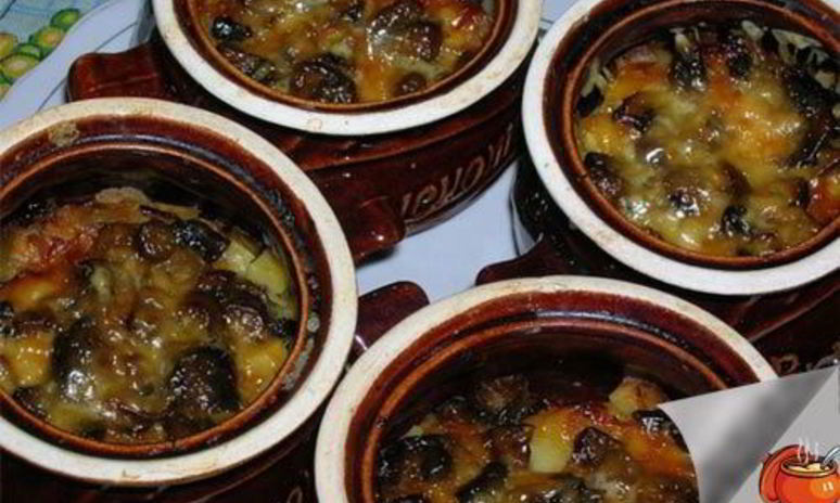 Рецепт баклажанов с курицей в горшочке