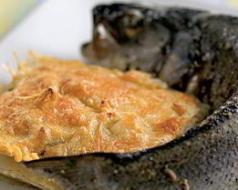 Гратен из сельдерея с чесночным топленым маслом