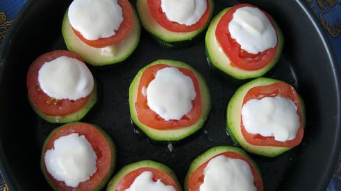 кабачки с помидорами