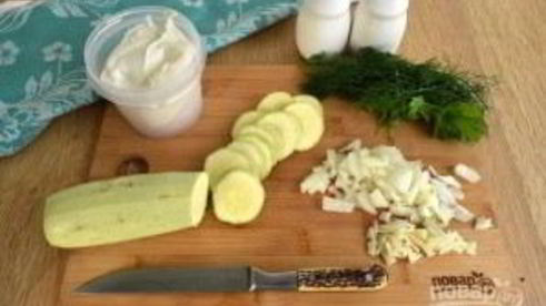 кабачки, тушенные в сметане