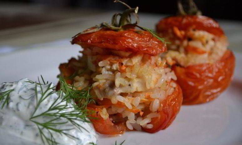 Рецепт помидоров запеченных с рисом и филе курицы