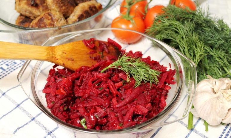 Рецепт свеклы тушеной с морковью и луком