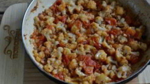 цветная капуста с помидорами