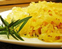 Тушеная капуста по-немецки