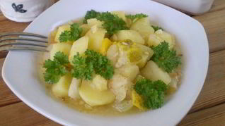 Тушеные овощи кусочками