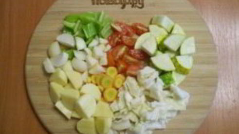 тушеные овощи кусочками