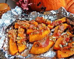 Тыква, запеченная с беконом