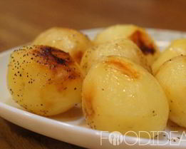 Запеченная картошка в мультиварке