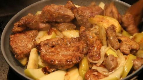 говяжья печень жареная с луком