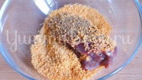 куриная печень, жареная в панировочных сухарях