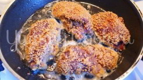 куриная печень, жареная в панировочных сухарях