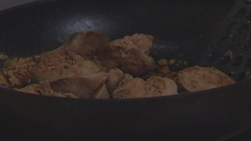 куриная печенка с яблоками