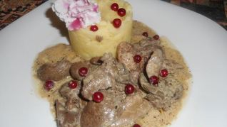 Печень кролика в сливочном соусе