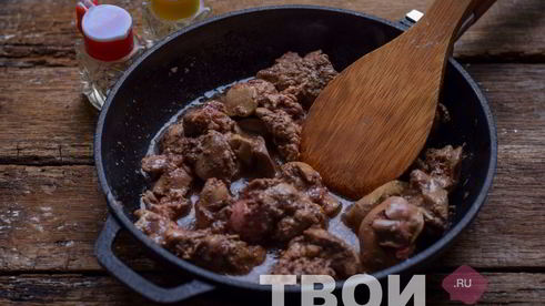 печень куриная в сливках