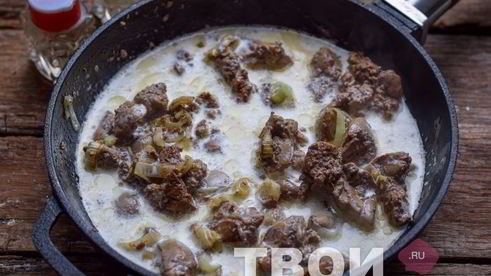 печень куриная в сливках