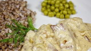 Печенка с подливкой