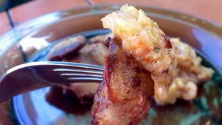 Жареная куриная печень с грушевым чатни