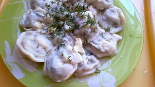 Грибные пельмени с грибами