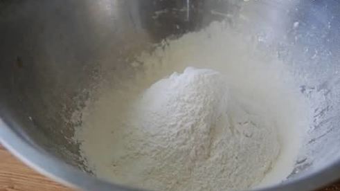 пельмени с фаршем и соком ягод