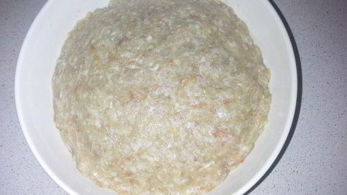 пельмени-ушки из морковного теста