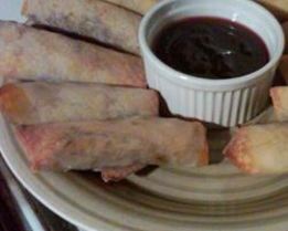 Простые куриные вонтоны трубочки