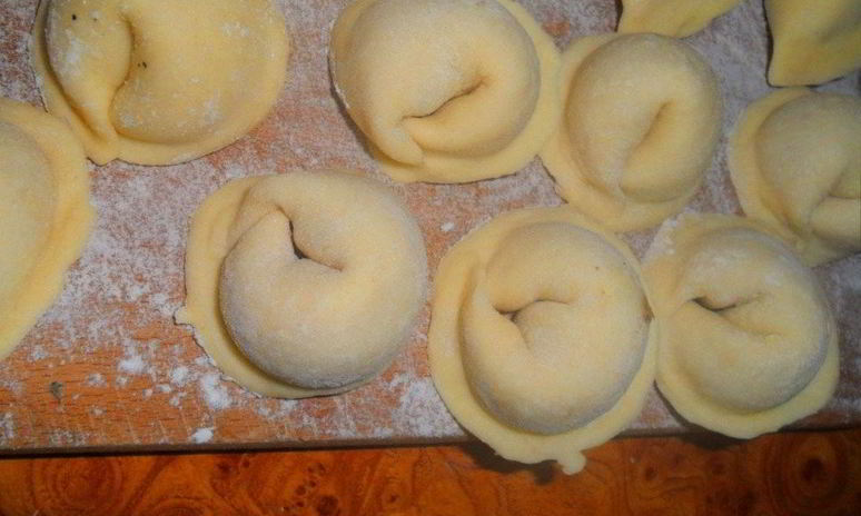 Рецепт сочных куриных пельменей