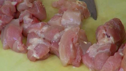 пилав с курицей, изюмом и кедровыми орешками