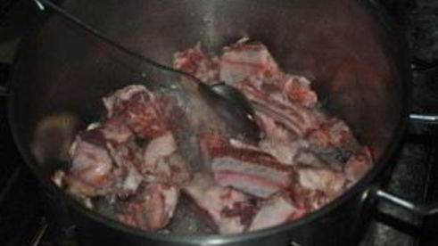 плов из свиных ребрышек