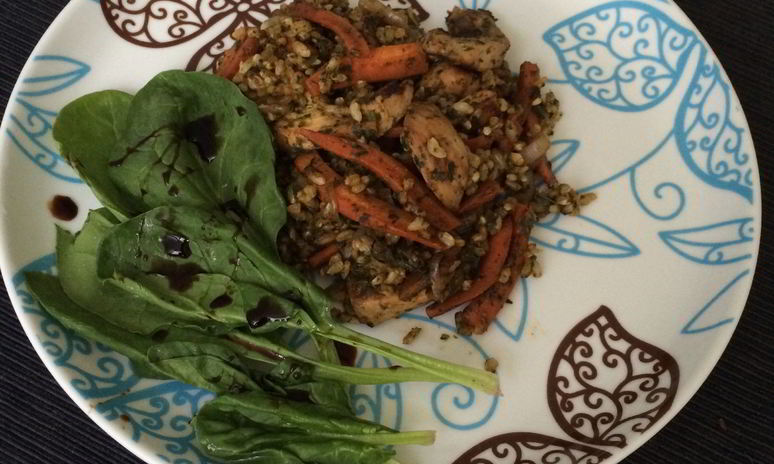 Рецепт плова из цельнозернового риса и шпината