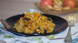 Плов с курагой и изюмом