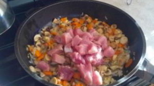 плов со свининой и грибами