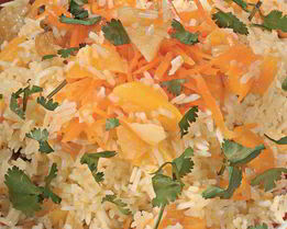 Сладкий плов с изюмом и курагой