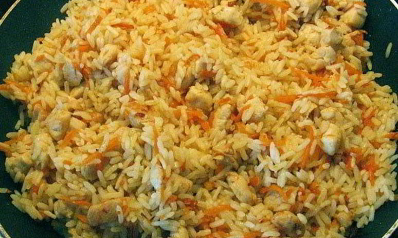 Рецепт золотистого плова с курицей