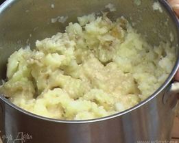 Пюре из молодого картофеля с пармезаном