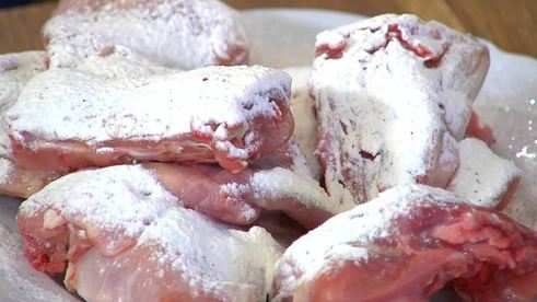 домашняя паста с рагу из кролика