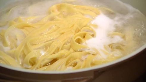 домашняя паста с рагу из кролика