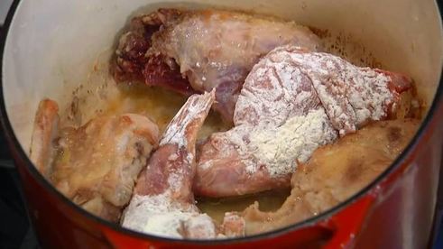 домашняя паста с рагу из кролика