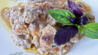 Фрикасе из курицы в сливочном соусе