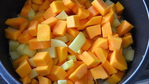 куриное рагу с тыквой и яблоками